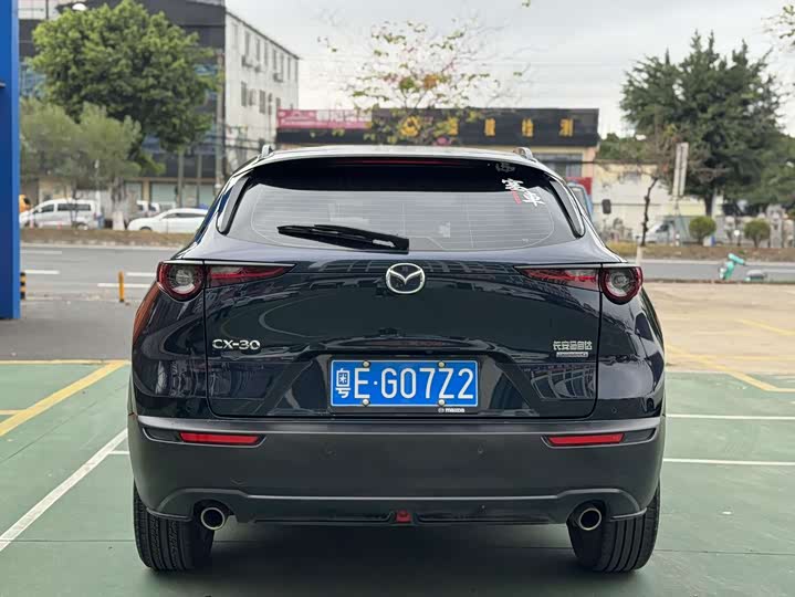 Фото 4 - Mazda CX-30