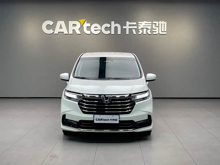 Фото 2 - Honda Odyssey