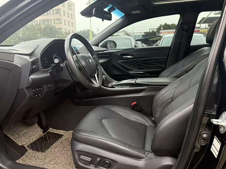 Фото 7 - Toyota Avalon