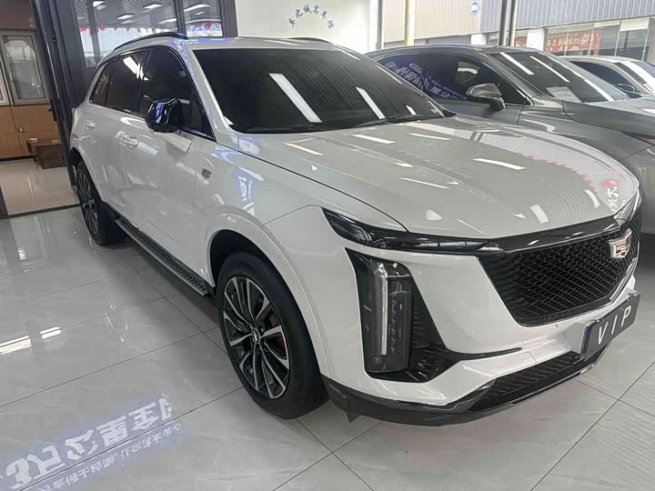 Фото 3 - Cadillac XT5