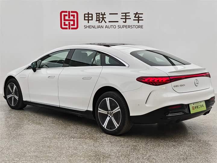 Фото 4 - Mercedes-Benz EQS