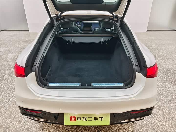 Фото 6 - Mercedes-Benz EQS