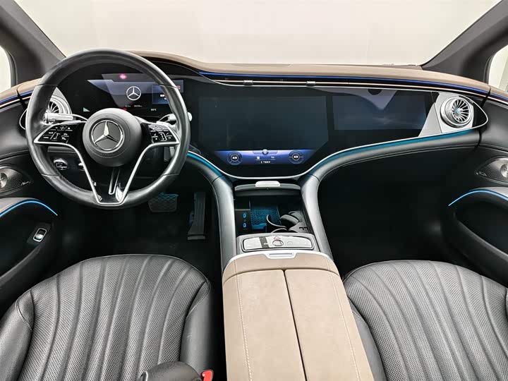 Фото 9 - Mercedes-Benz EQS
