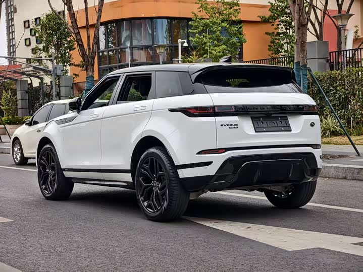 Фото 2 - Land Rover Range Rover Evoque L