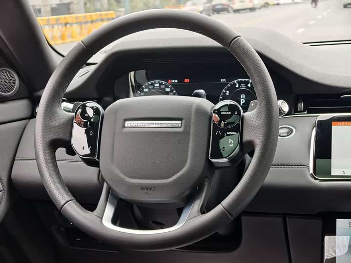 Фото 8 - Land Rover Range Rover Evoque L