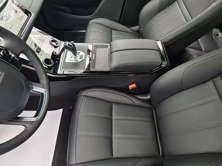 Фото 9 - Land Rover Range Rover Evoque L