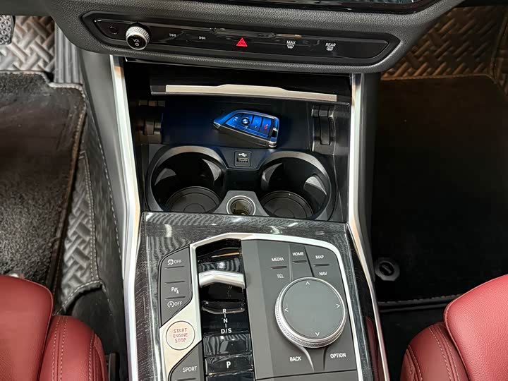 Фото 9 - BMW 3 Series