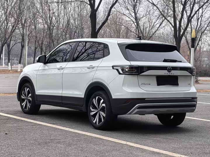 Photo 4 - Volkswagen Tharu