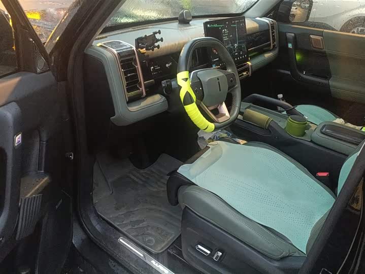 Фото 9 - Chery iCar 03