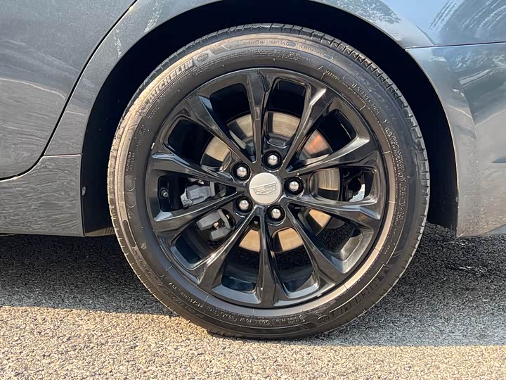 Фото 7 - Cadillac CT5