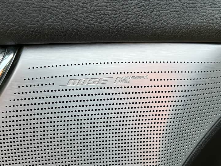 Фото 8 - Cadillac CT5