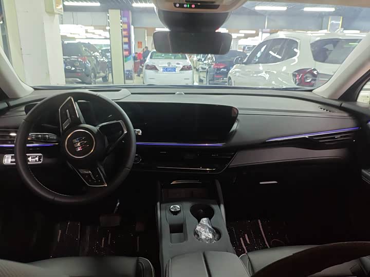 Фото 9 - Buick Envision Plus