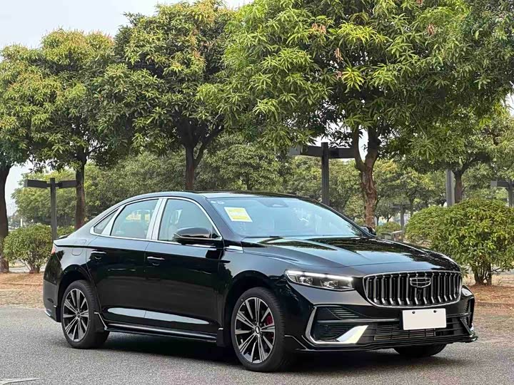 Фото 3 - Geely Preface