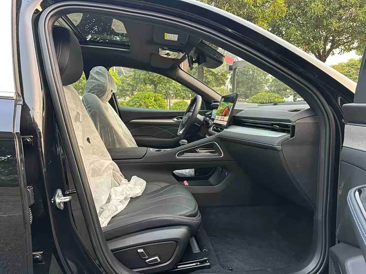 Фото 6 - Geely Preface