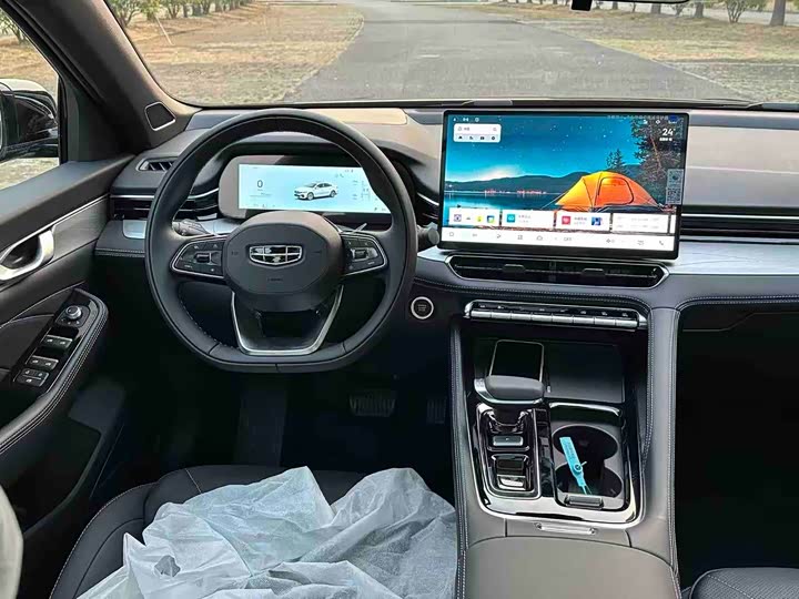 Фото 9 - Geely Preface