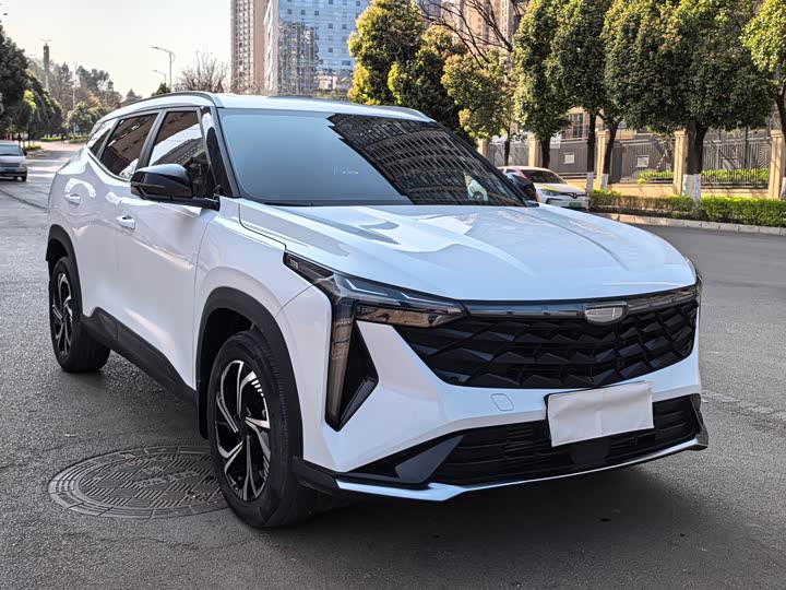 Фото 3 - Geely Atlas