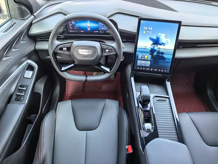 Фото 5 - Geely Atlas