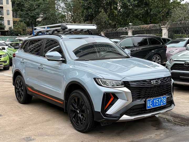 Фото 3 - Geely Atlas