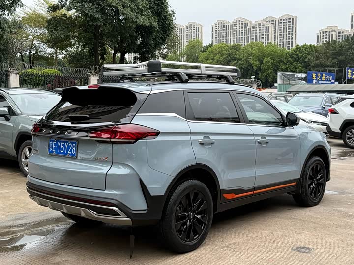 Фото 5 - Geely Atlas