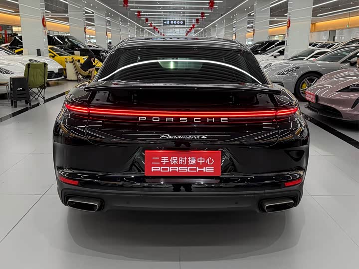 Фото 5 - Porsche Panamera