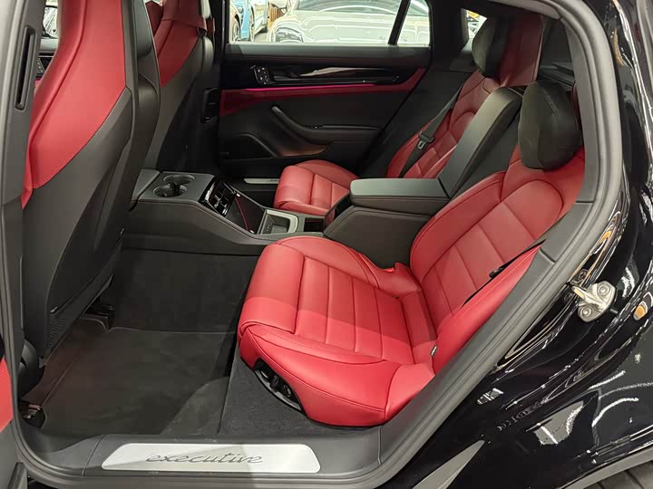 Фото 9 - Porsche Panamera