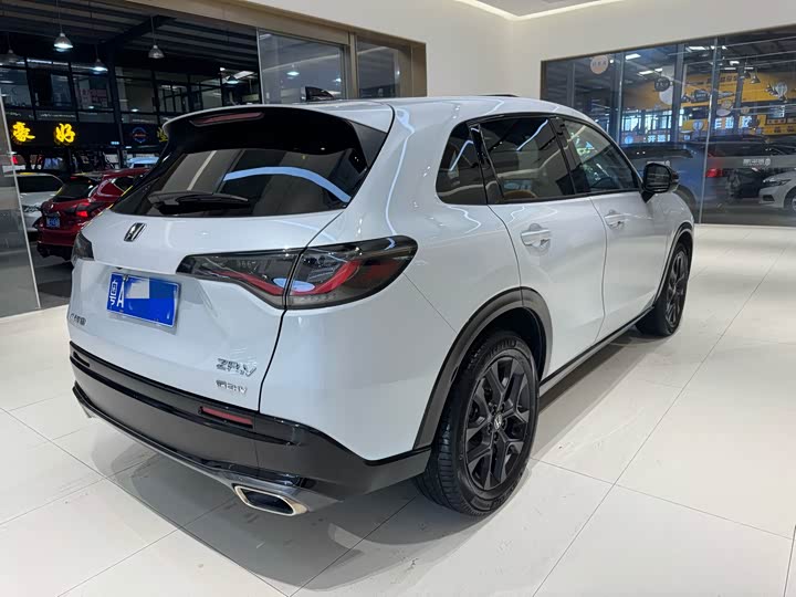 Photo 6 - Honda ZR-V