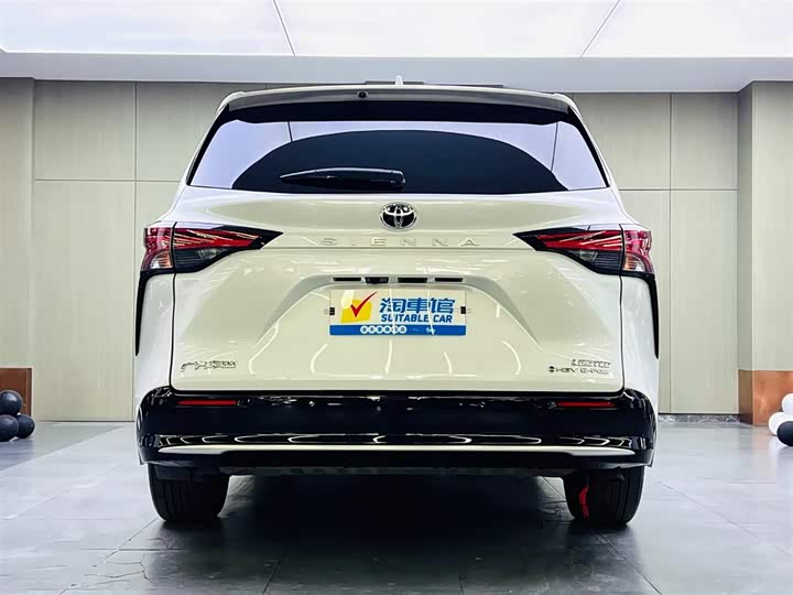 Фото 5 - Toyota Sienna