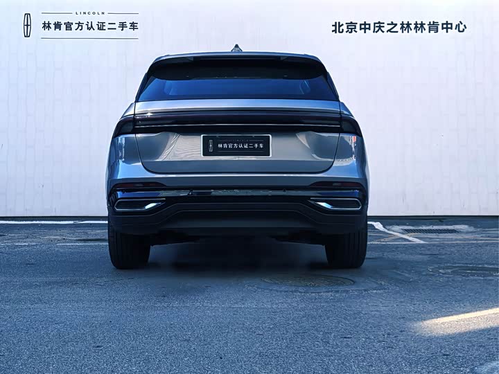 Фото 4 - Lincoln Nautilus