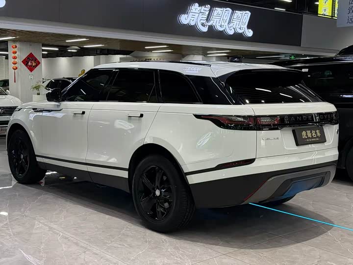 Photo 9 - Land Rover Range Rover Velar