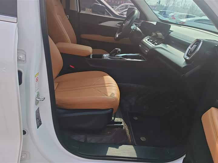 Фото 8 - Haval H5