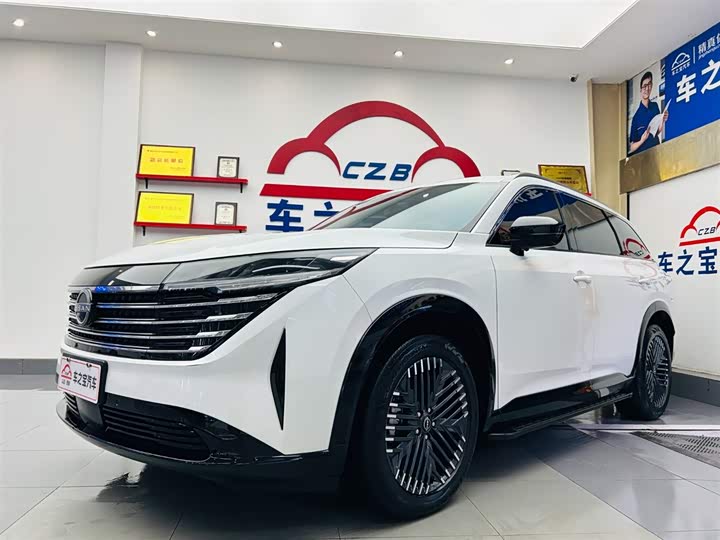 Фото 1 - Nissan Pathfinder