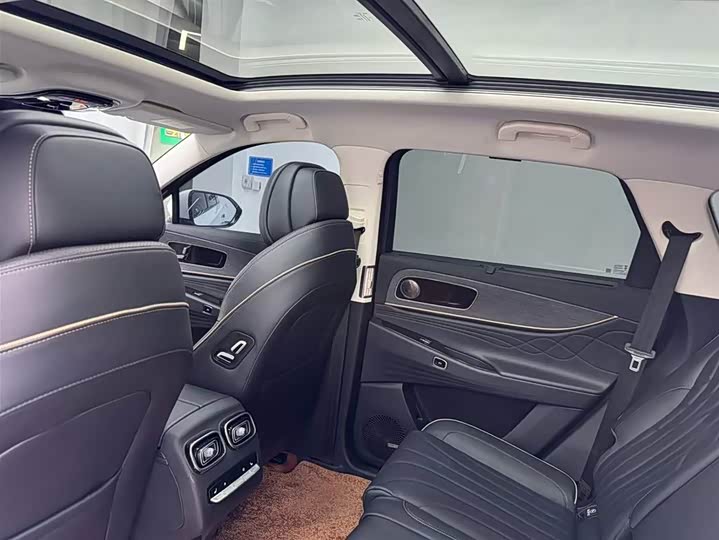 Фото 7 - Chery Tiggo 9