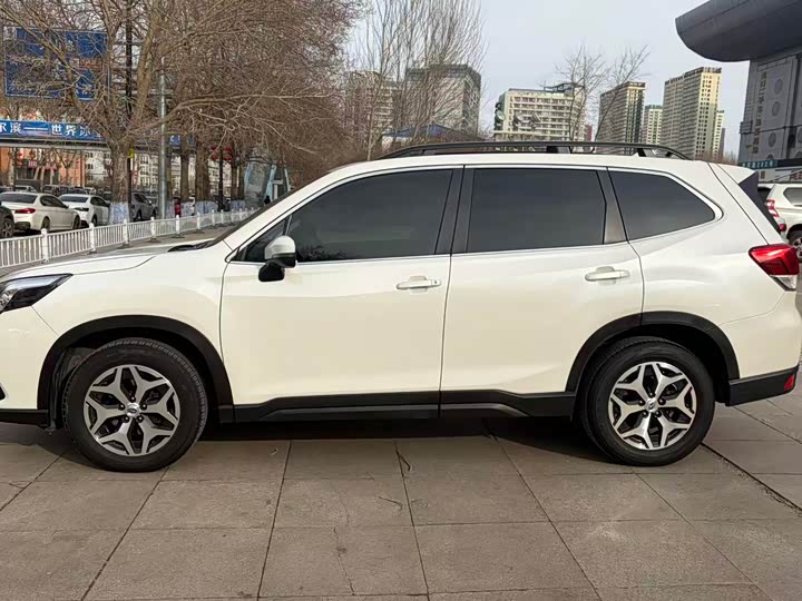 Фото 5 - Subaru Forester