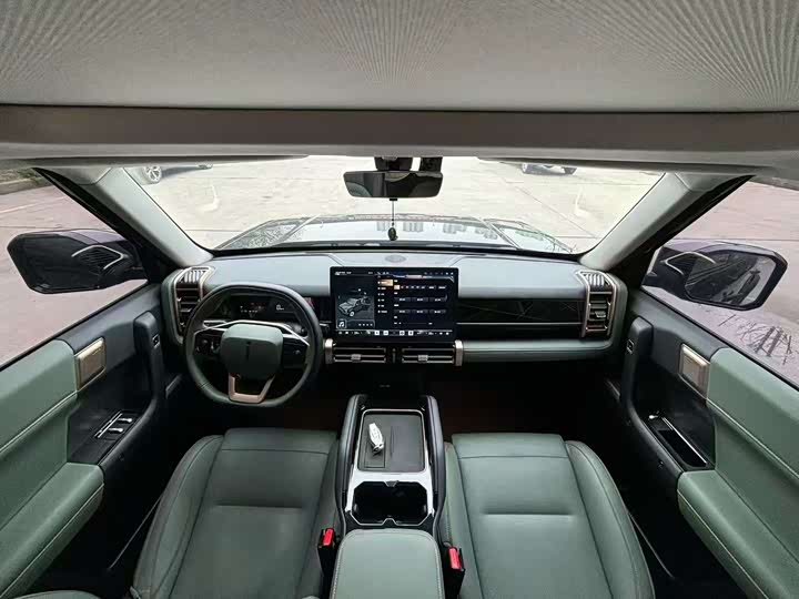 Фото 8 - Chery iCar 03