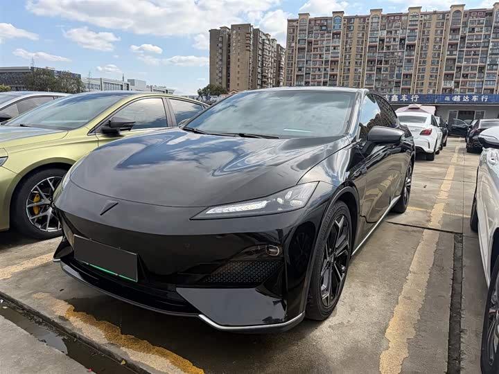 Фото 1 - Changan Deepal SL03