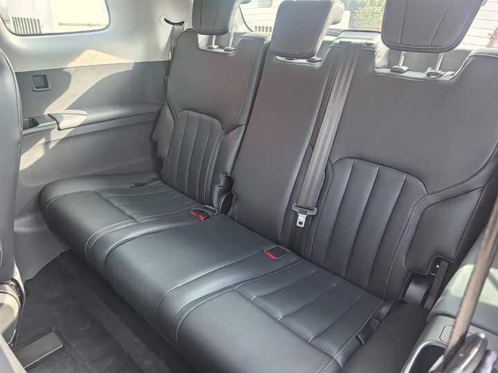 Фото 9 - Ford Equator