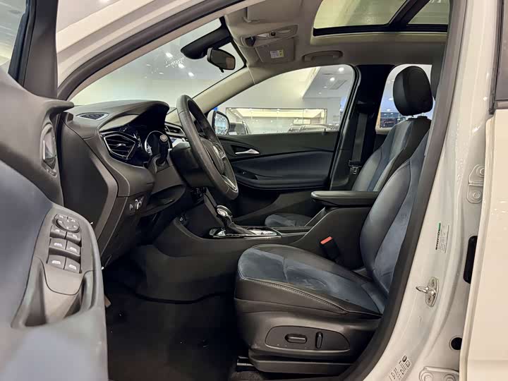 Фото 9 - Buick Encore GX