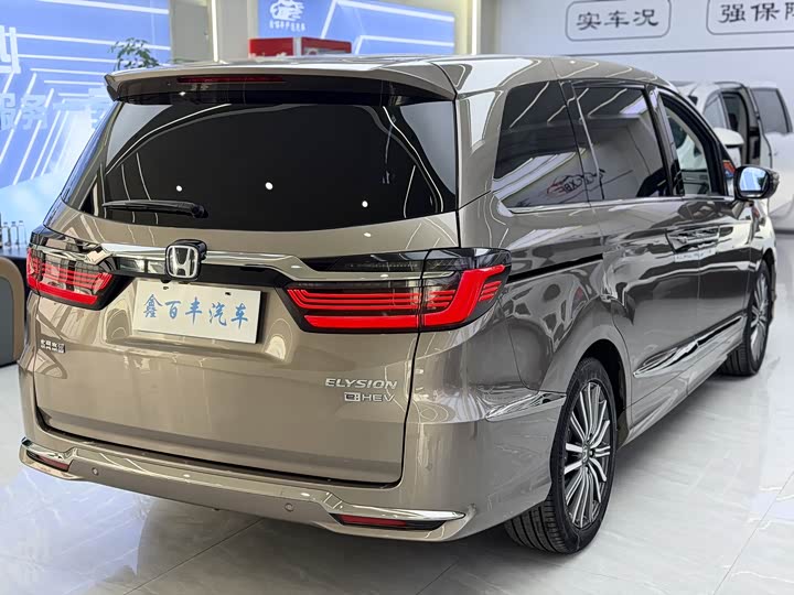 Фото 9 - Honda Elysion