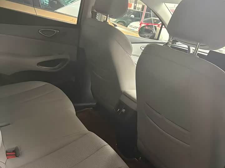 Фото 5 - BYD Sea Lion 05 EV