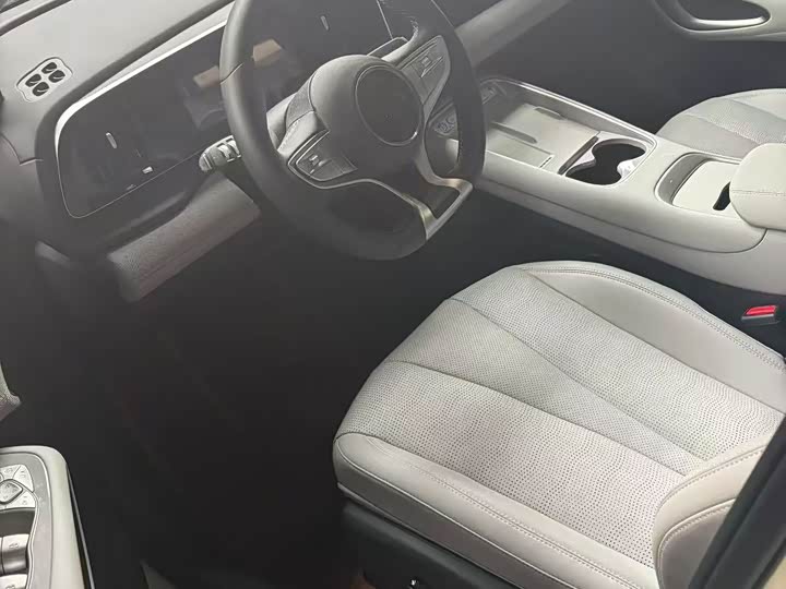 Фото 6 - BYD Sea Lion 05 EV