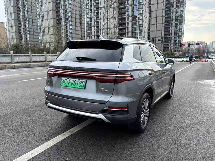 Фото 9 - BYD Song Pro Hybrid