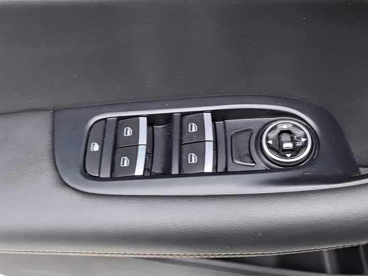 Фото 9 - Chery Tiggo 8