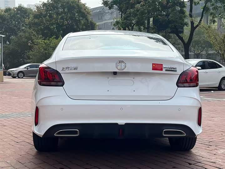 Фото 6 - MG Motor 5