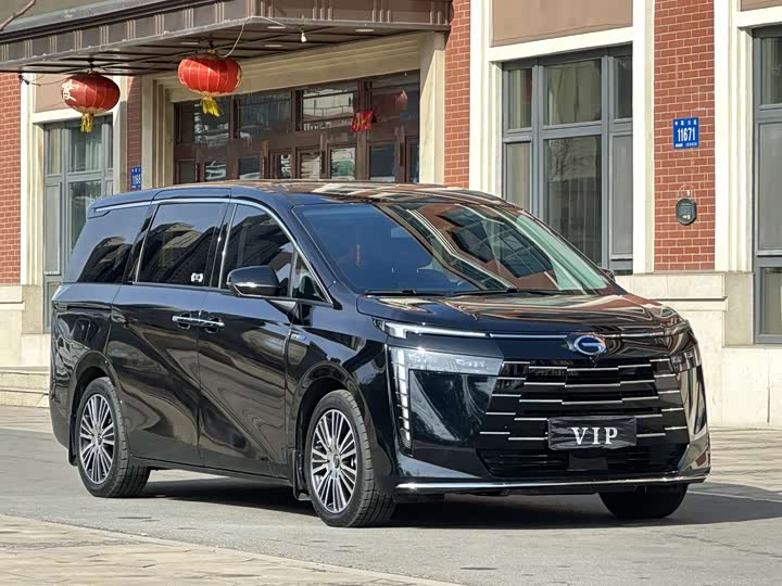 Фото 3 - GAC Trumpchi E8