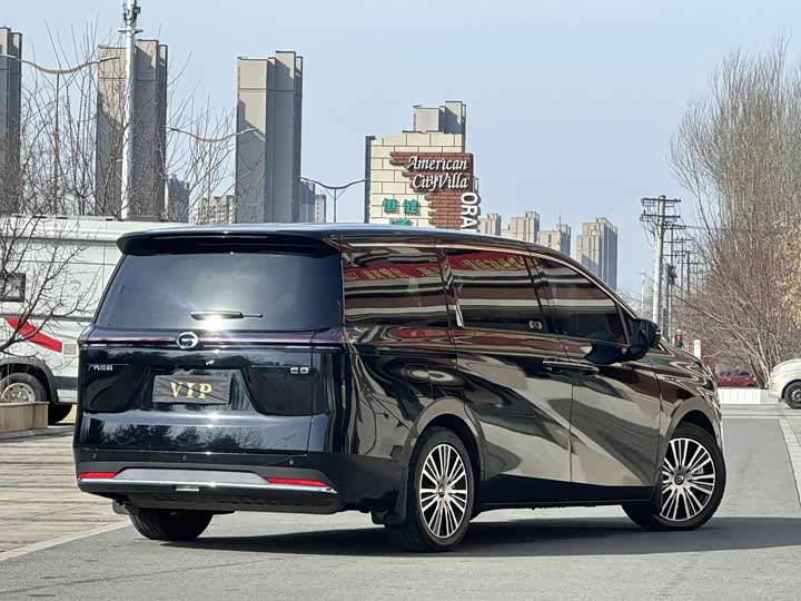 Фото 9 - GAC Trumpchi E8