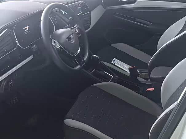 Фото 5 - Jetta VS7