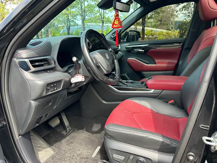 Фото 5 - Toyota Crown Kluger