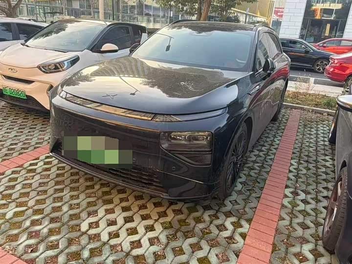 Фото 1 - XPeng G9