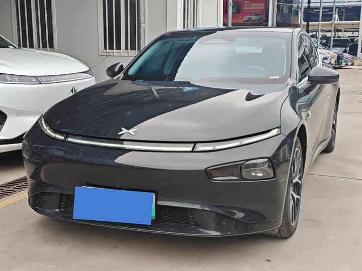 Фото 1 - XPeng P7