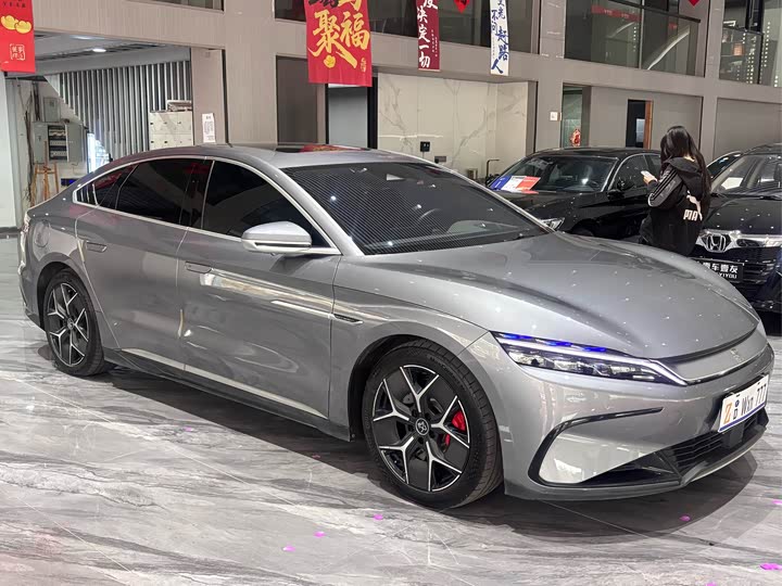 Фото 4 - BYD Han